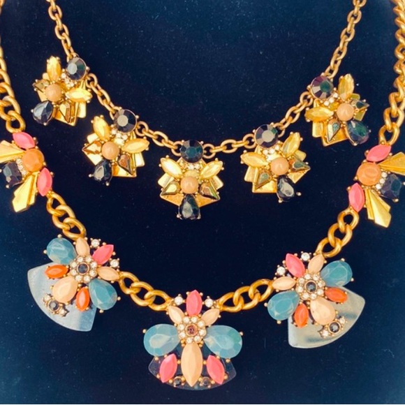 Bundle/Lot 2 J. Crew Statement Necklaces Geometric Bumble Bee Pink/Blue/Taupe EC - Picture 1 of 6